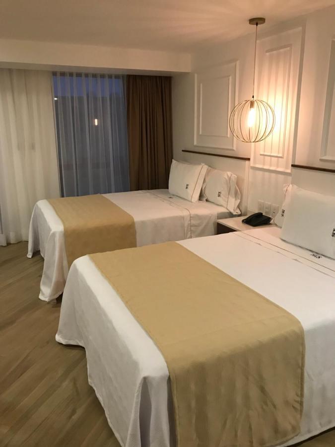 Six Hotel Guadalajara Degollado Eksteriør billede