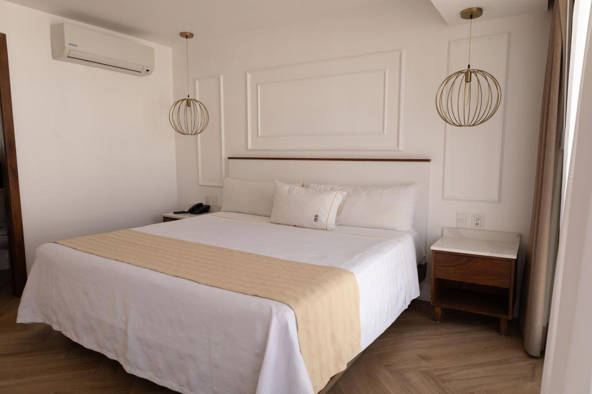 Six Hotel Guadalajara Degollado Eksteriør billede