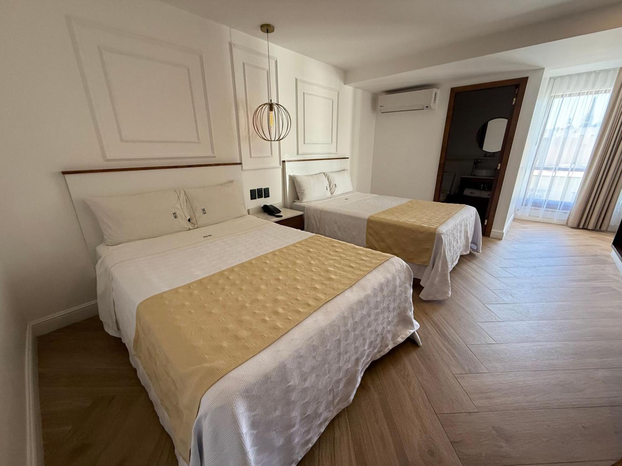 Six Hotel Guadalajara Degollado Eksteriør billede
